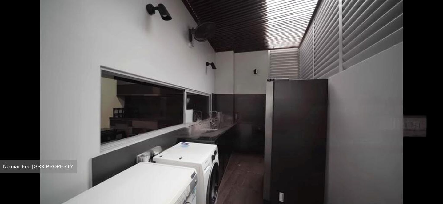 Jalan Elok (D9), Terrace #467230091